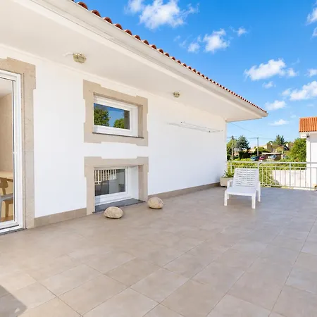 Casa En La Playa, Con Jardín, Jacuzzi Y Barbacoa